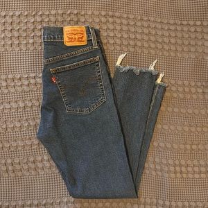 Levi Size 29 Womens Jeans Wedgie Skinny Raw Hem High Rise Stretch Button Fly